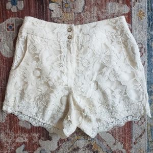 Monteau Lace Shorts